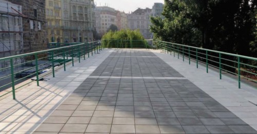 REKONSTRUKCE POCHŮZNÉ TERASY GALERIE MÁNES