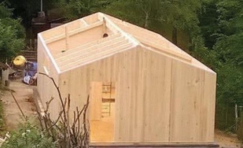 ŘEŠENÍ REKREAČNÍHO OBJEKTU V SYSTÉMU DEKPANEL