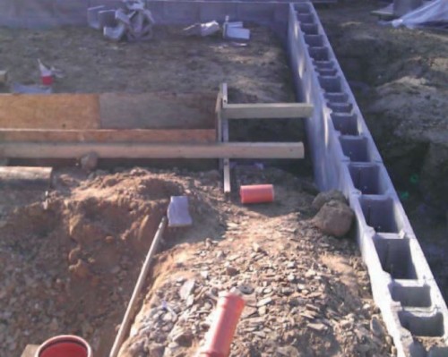 VOLBA KONSTRUKČNÍHO SYSTÉMU DOMU A ZALOŽENÍ PASIVNÍHO DOMU Z TEPELNĚTECHNICKÉHO A EKONOMICKÉHO POHLEDU