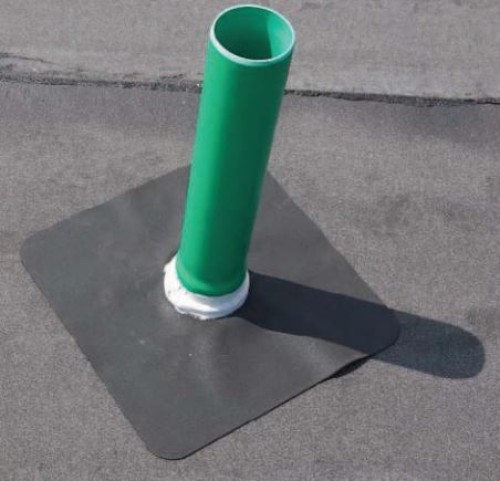 HYDROIZOLACE SPODNÍ STAVBY NEPODSKLEPENÝCH OBJEKTŮ, SPOLEHLIVÉ ŘEŠENÍ PROSTUPŮ POTRUBÍ